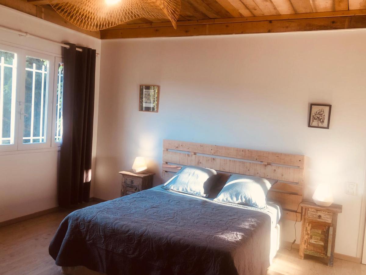 Mas Des Prevots B&B Noves Exterior foto